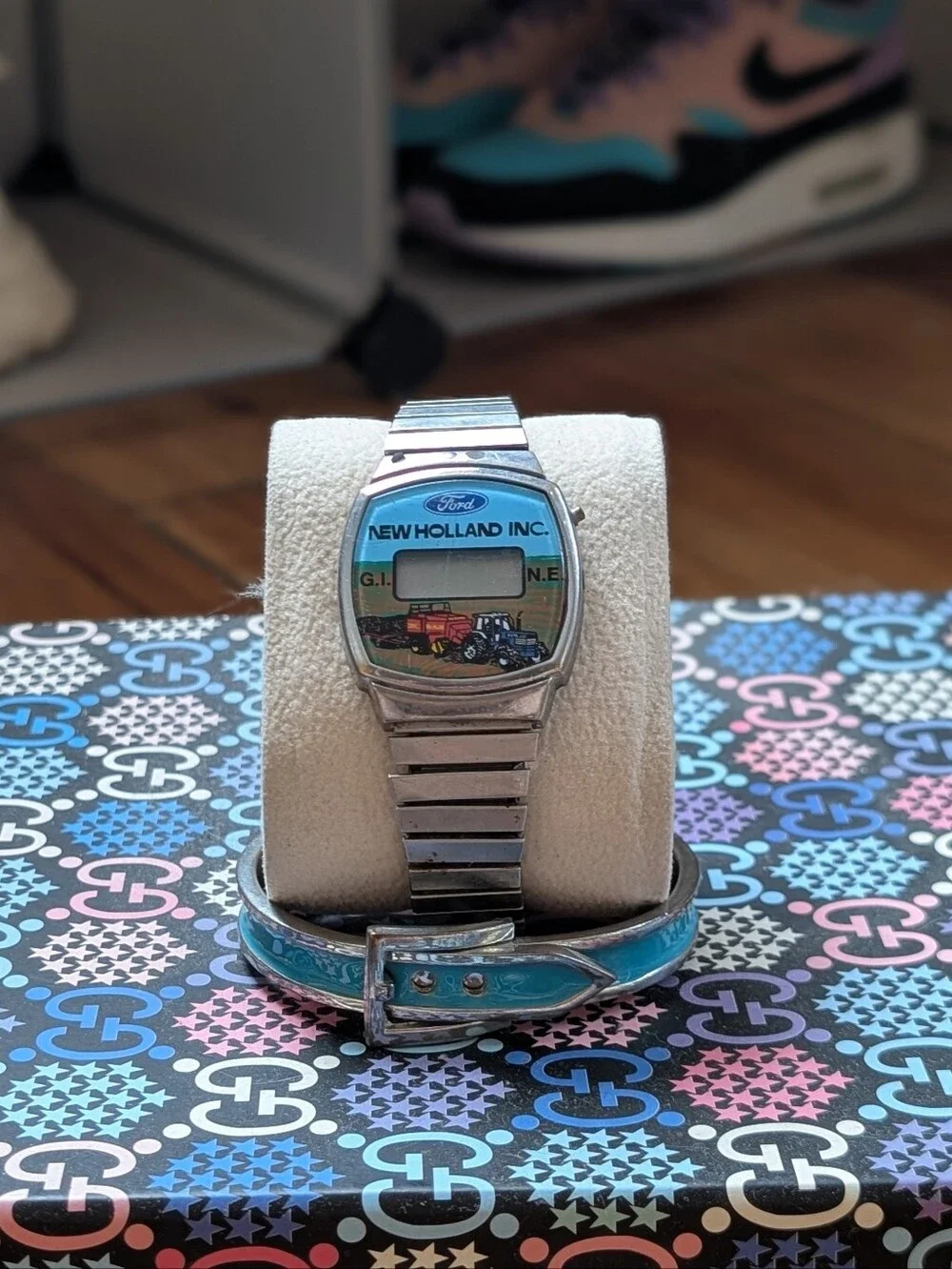 Ford New Holland Farm Supply Watch (OS)